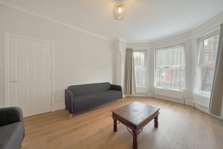Terraced house Hamilton Road, Dollis Hill